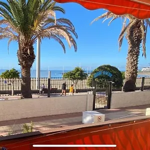 Apartamento En Playa Vistas. Veramar. Free Parking, Pool!, Los Cristianos (Tenerife)